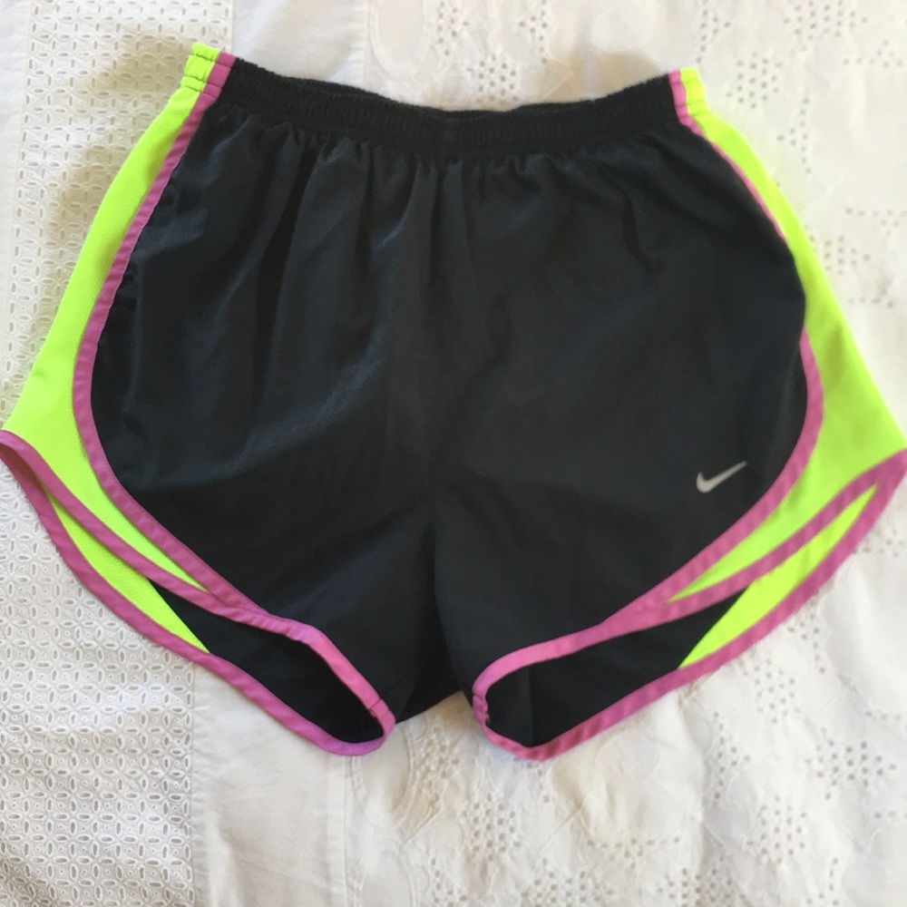 •Nike Tempo Dri-Fit Running Shorts•